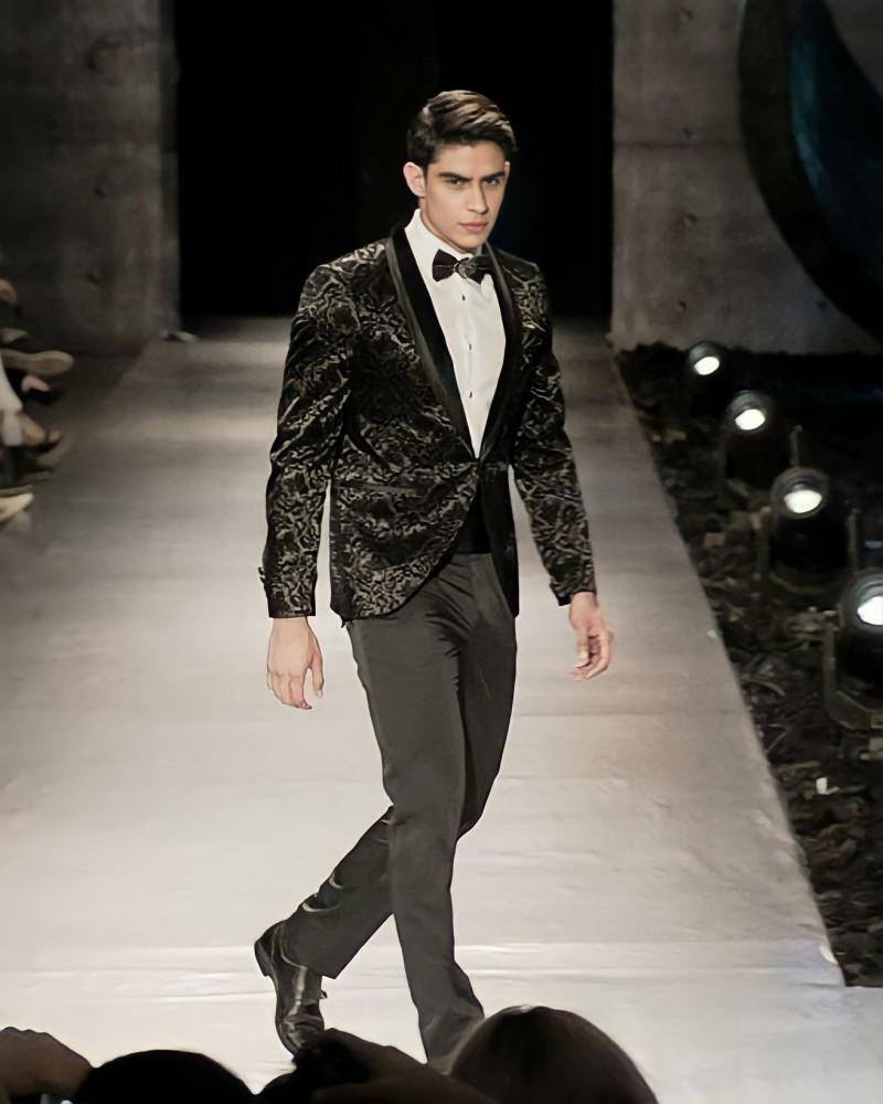Jefferson Velasco ・ Fashion Model | DMDb © Dubai Models Database