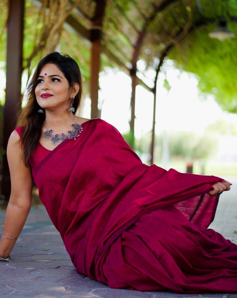 Asmita Choudhary ・ Fashion Model DMDb © Dubai Models Database