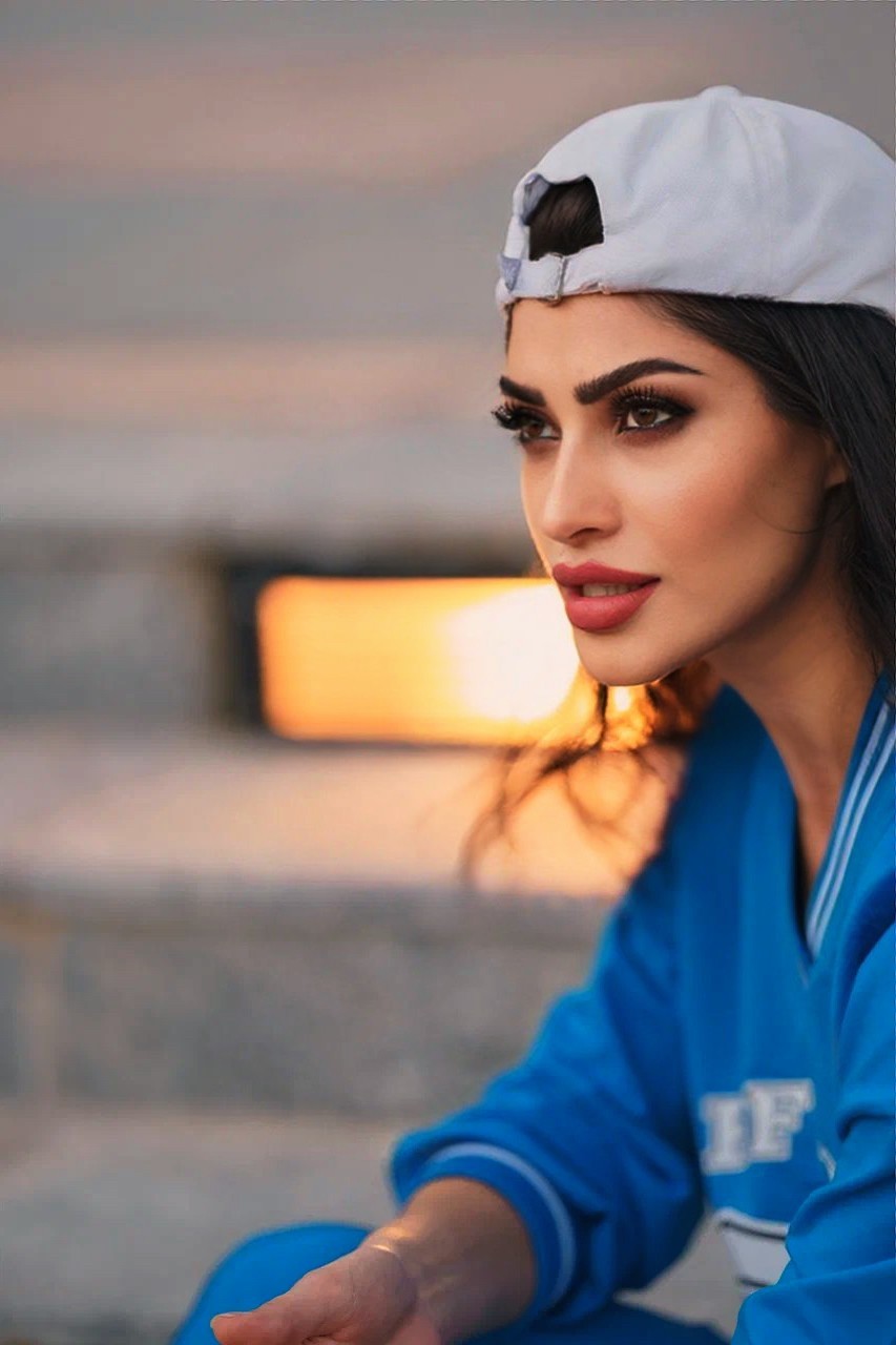 Temine ・ Commercial Model DMDb © Dubai Models Database