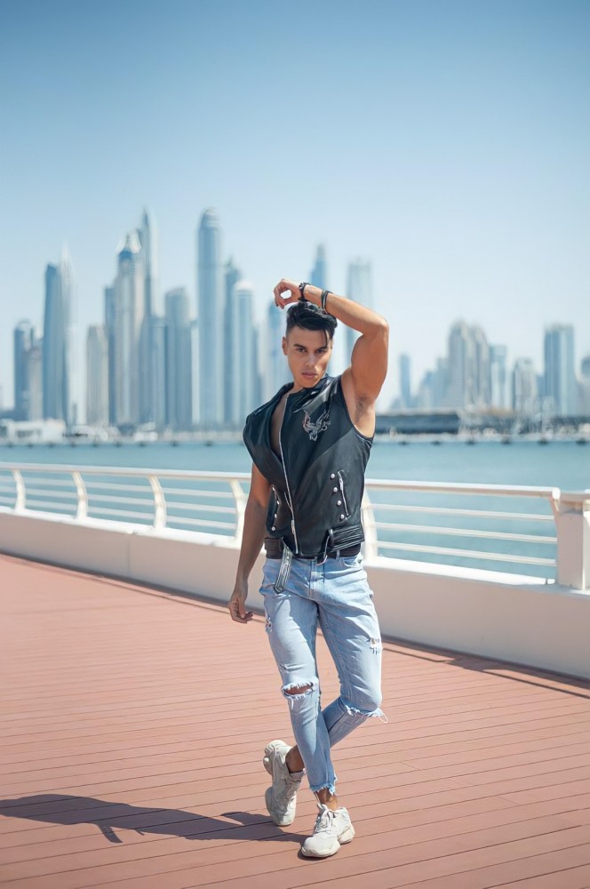 Joey Rey ・ Fashion Model | DMDb © Dubai Models Database