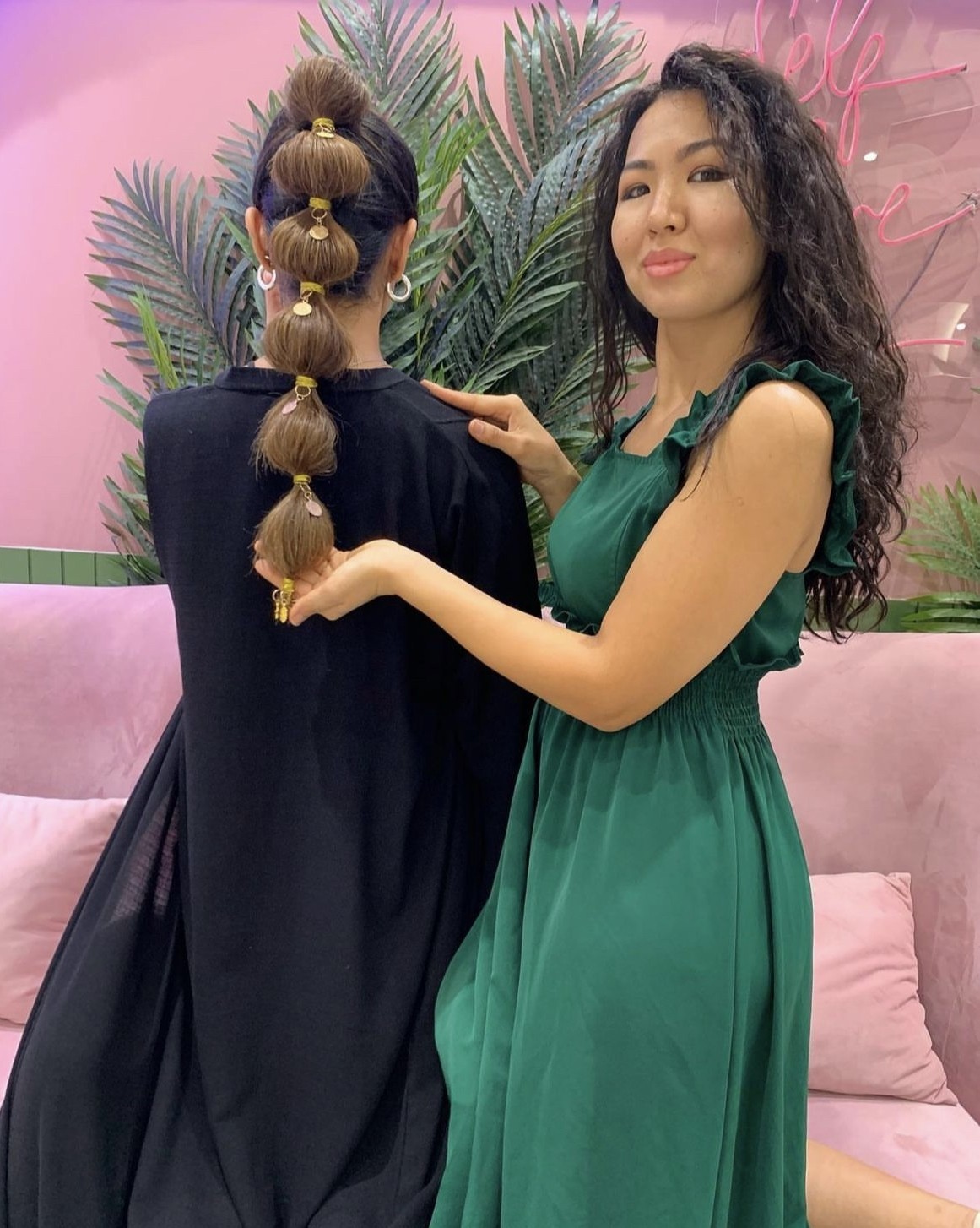 Nagima ・ Hairstylist DMDb © Dubai Models Database